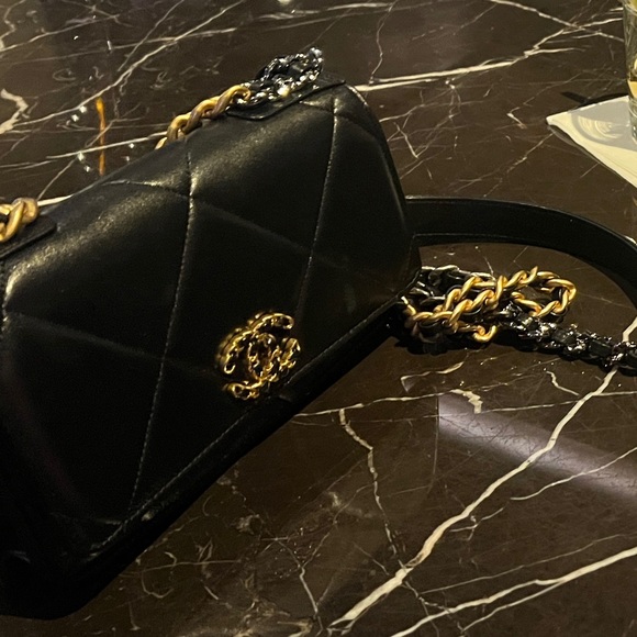 Meet your Posher, Lexi - Picture 2 of 3